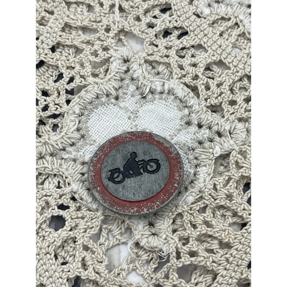 Original German WHW Traffic‎ Sign Donation Tinnie Badge